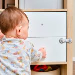 Akuku Biztonsági rögzítő szekrényhez és fiókhoz (2 db/cs)